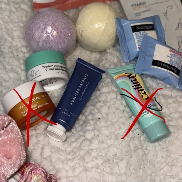 ‼️SOLD‼️Tote bag filled with goodies - Picture 2 of 7